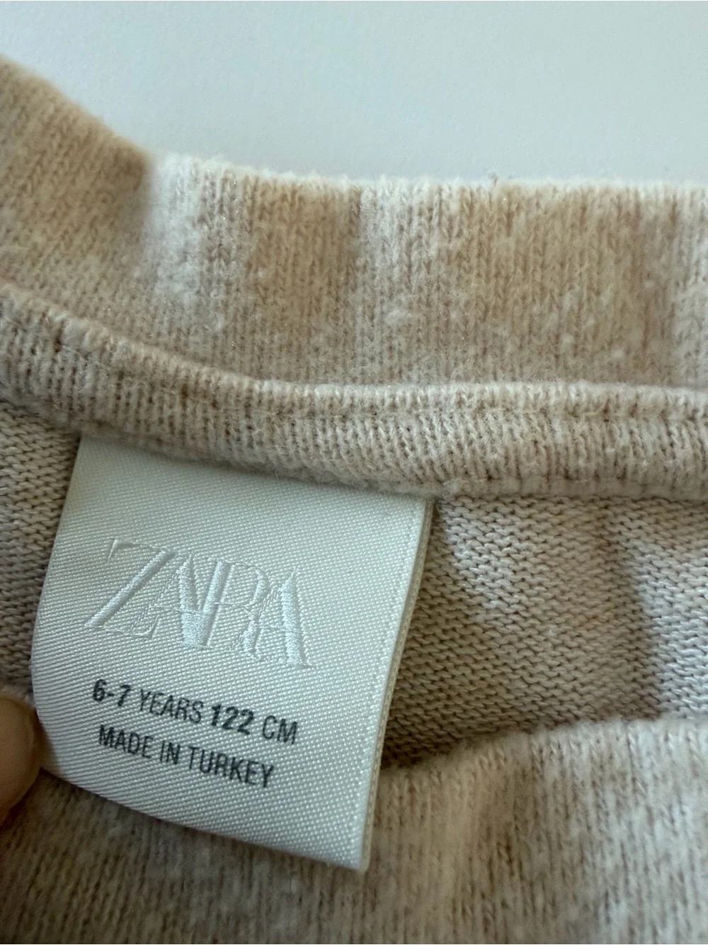Zara Girls Cream Light Weight Long Sleeve Set Size 6-7 Soft Warm Cozy